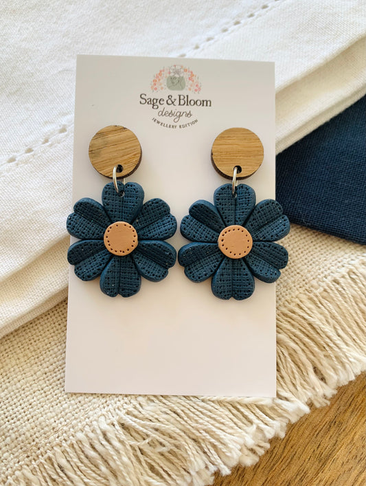 Classic Bloom  - Textured Navy