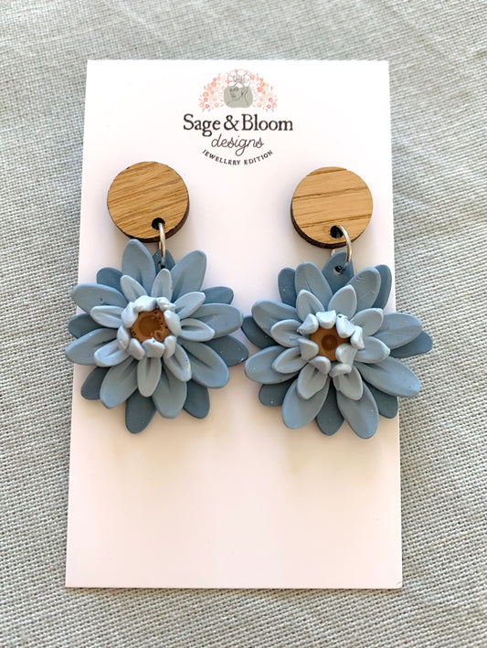 Dahlia Petite - (Mixed Blue)