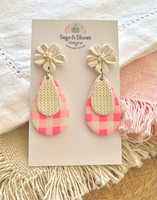 Pink Gingham Teardop / Flower